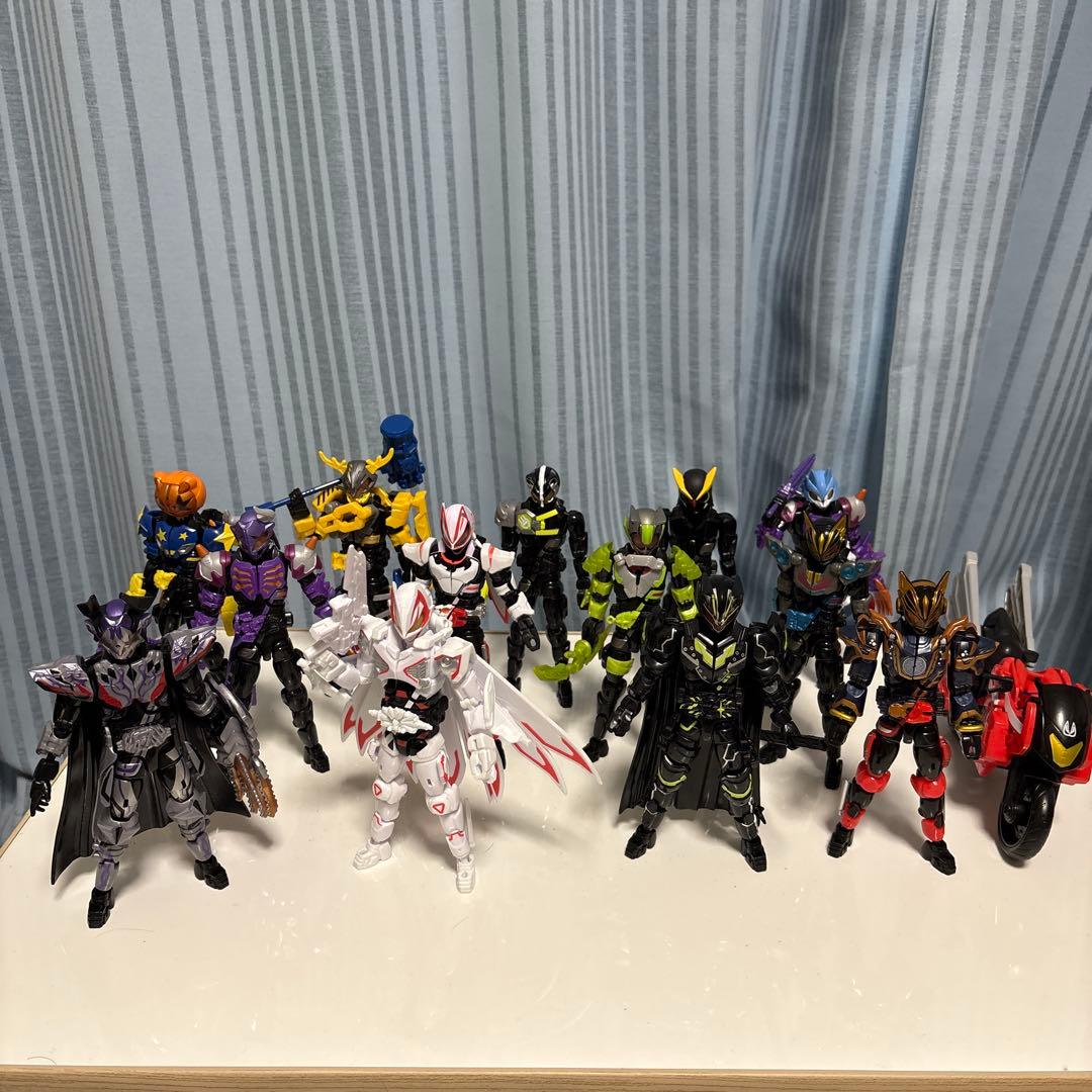 リボルブチェンジフィギュア まとめ売りセット