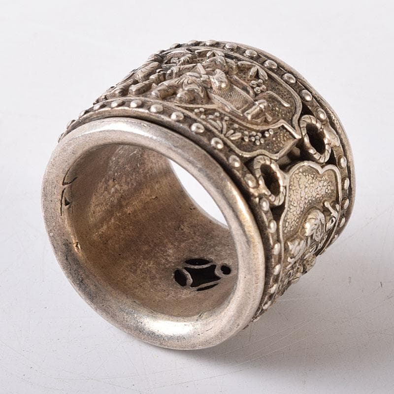 中国　光緒天宝足銀　山水人物彫　板指　重さ約40g　N　7602E