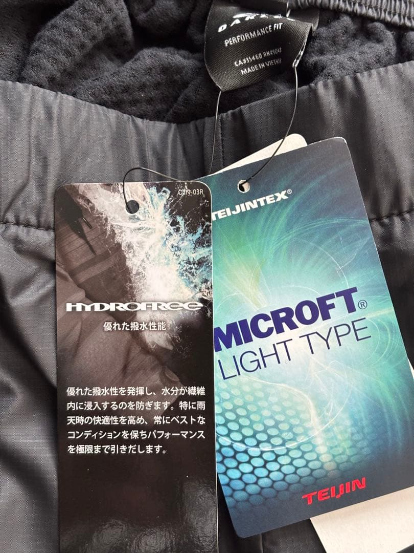 【新品未タグ付】オークリー ウインドブレーカー（上L・下M）保温 撥水 静音機能