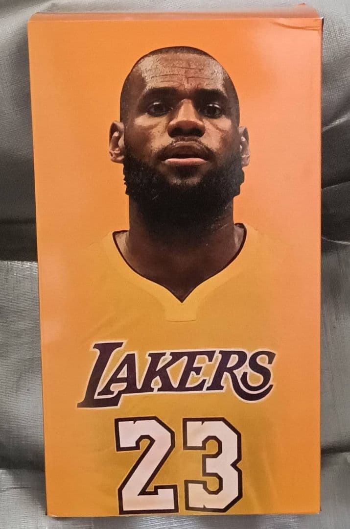 新品　1/6　レブロン・ジェームズ スタチューフィギュア　約30cm　レイカーズ