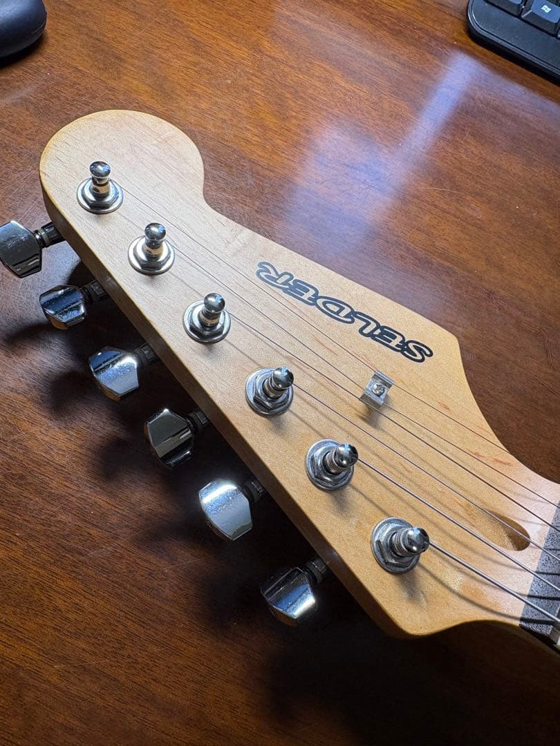 【美品】SELDER ST-16 初心者向けエレキギター/ソフトケース付