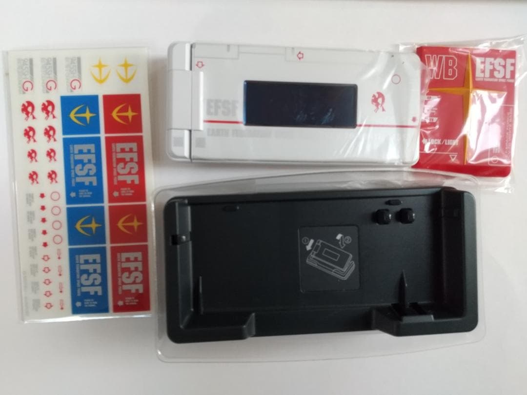 ガンプラ30thプレミアムモデル　ガンプラケータイ