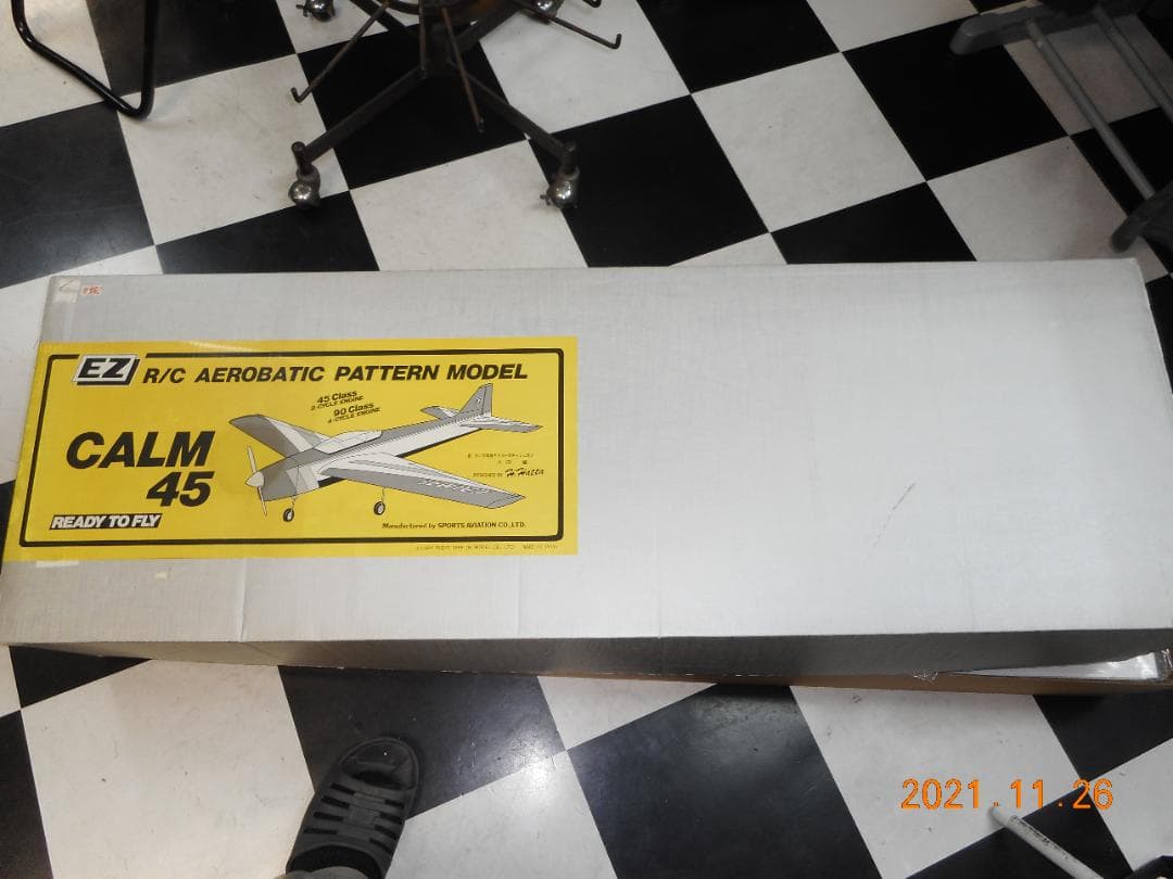 ラジコン飛行機　OK模型　EZカーム45半完成品