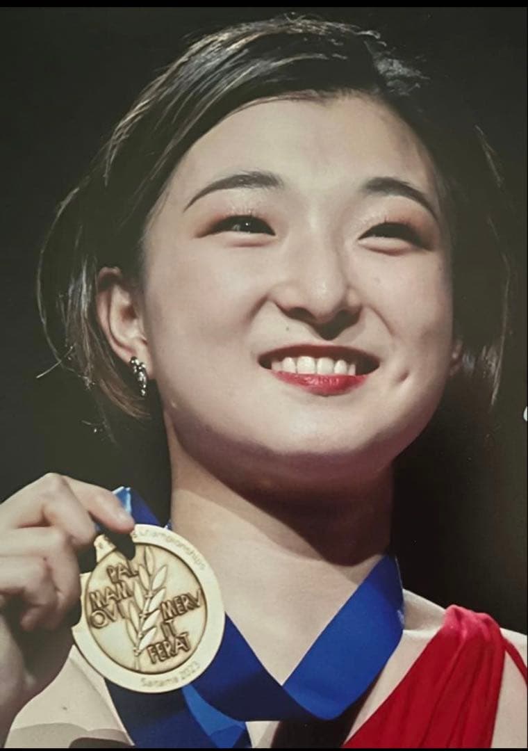 坂本花織 直筆サイン付き写真 女子フィギュアスケート 証明書付き 1枚⑥