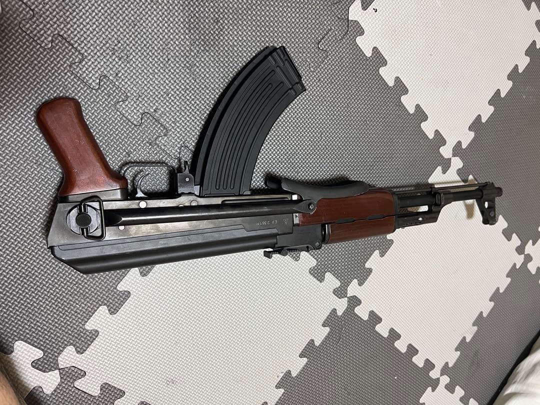 東京マルイ AK-47S 次世代電動ガン。