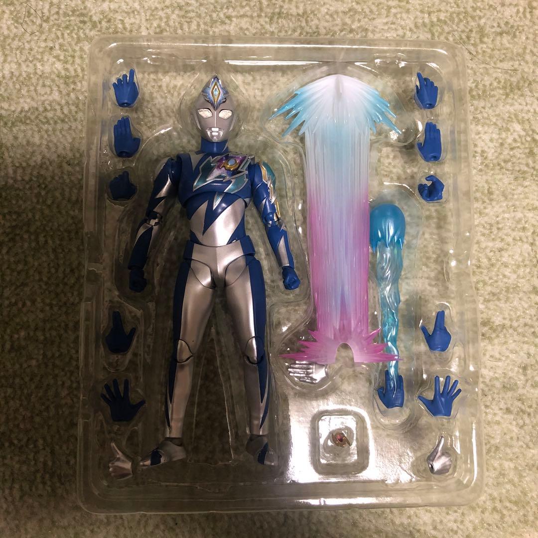 ウルトラマンデッカー フラッシュ・ストロング・ミラクルタイプ 3体セット