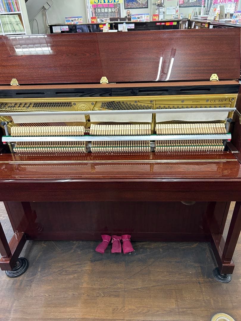 超価格カワイピアノ、CX5H、人気のコンパクトタイプ、高級木目調、1台限り！