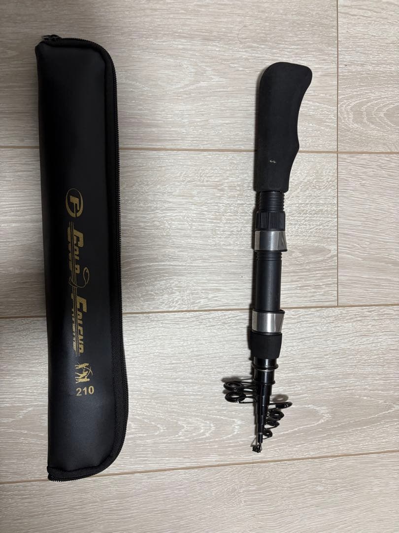コンパクトロッド 約210cm スピニング用 収納時約32cm 収納ケース付き