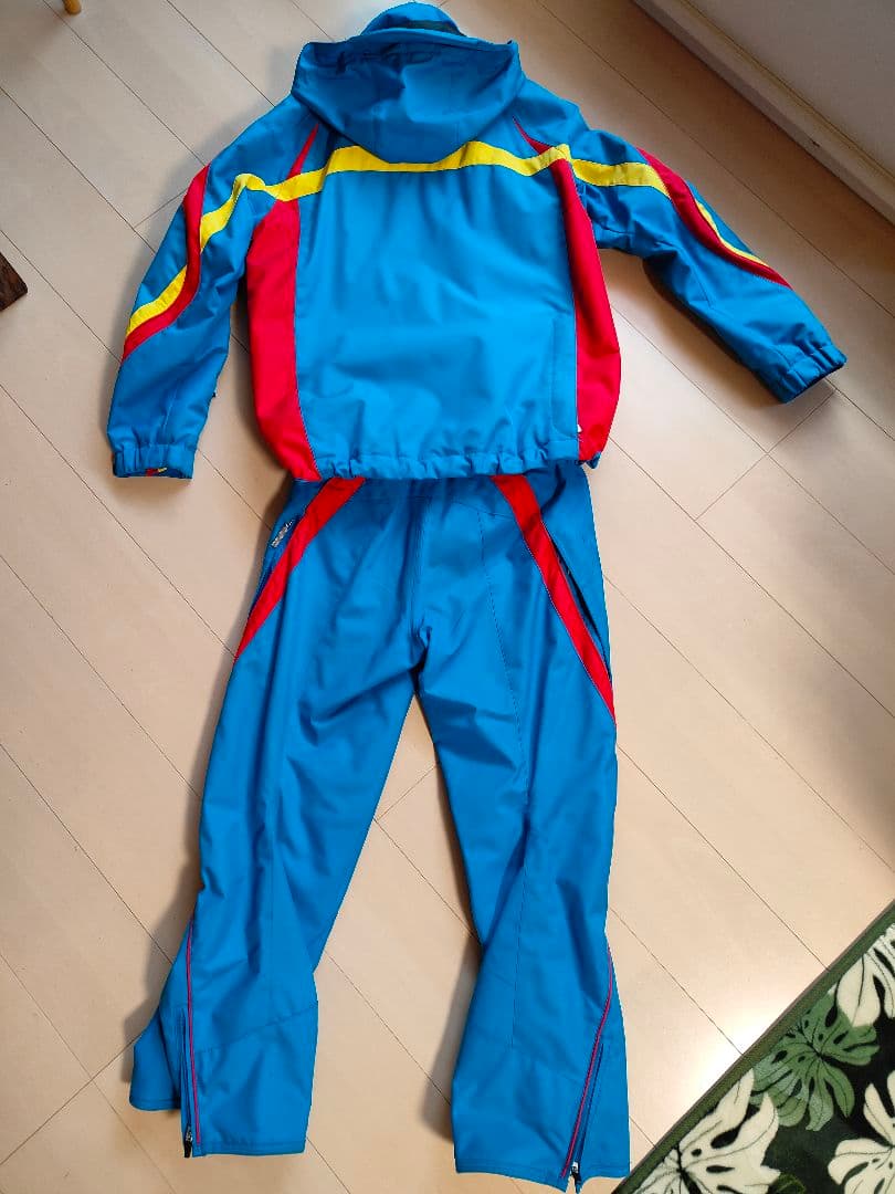 美品　DESCENTE ・デサントスキーウェアセットアップ　上下　メンズＳ