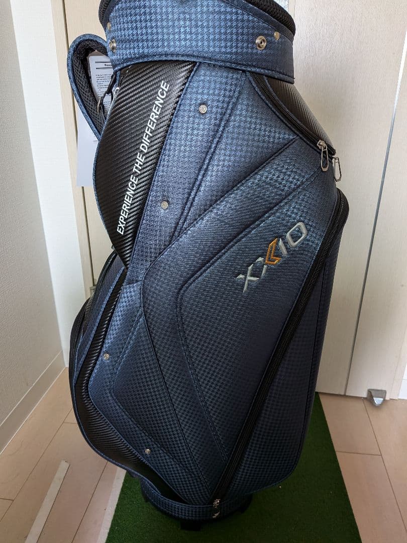 XXIO ゴルフバッグ キャディバッグ　古閑美保プロサイン入り