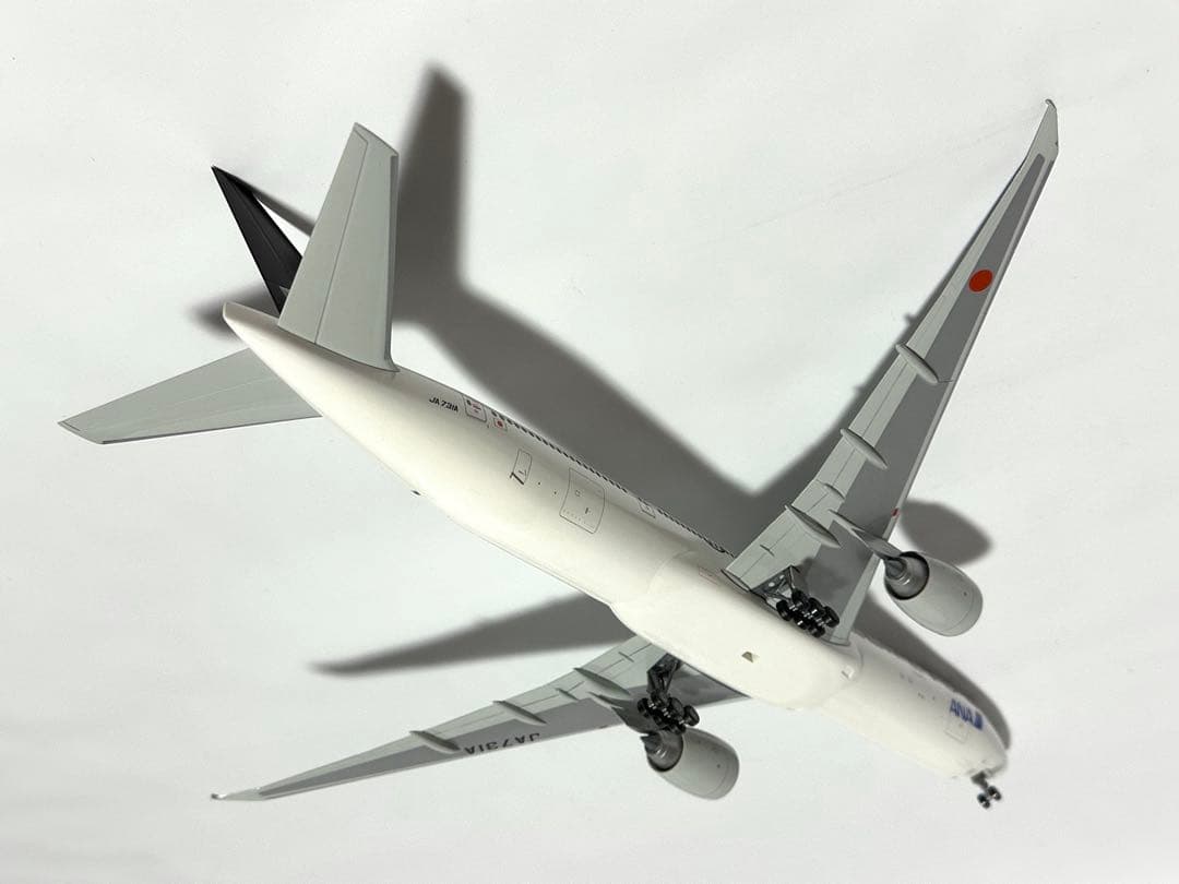 全日空商事 1/200 ANA 777-300ER STAR ALLIANCE