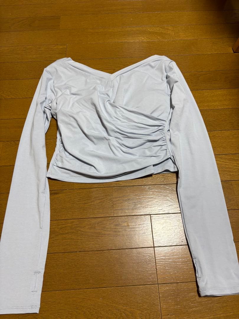 リントスル　ブラックLサイズ ヨガパンツと長袖トップス