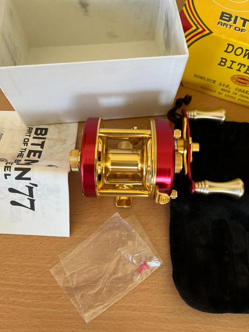 道楽 Dowluck Biteman 77 Red