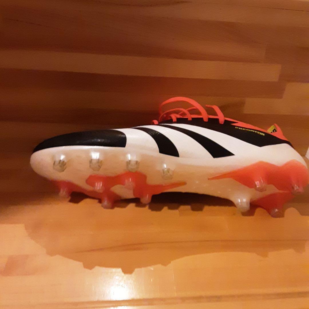 adidas プレデター サッカーシューズ スパイク