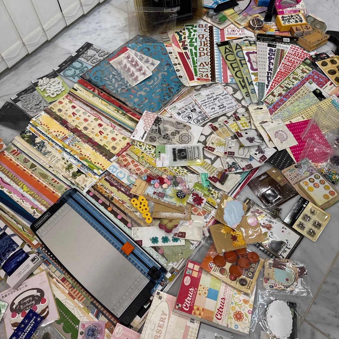 超お得　スクラップブッキング用品大量　12インチペーパー290枚以上　超お得