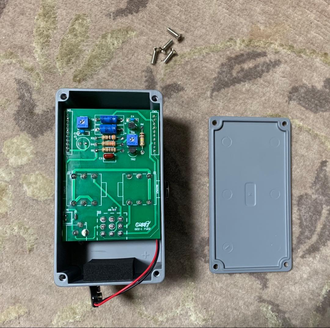 Oopegg 「Super Retro Fuzz」