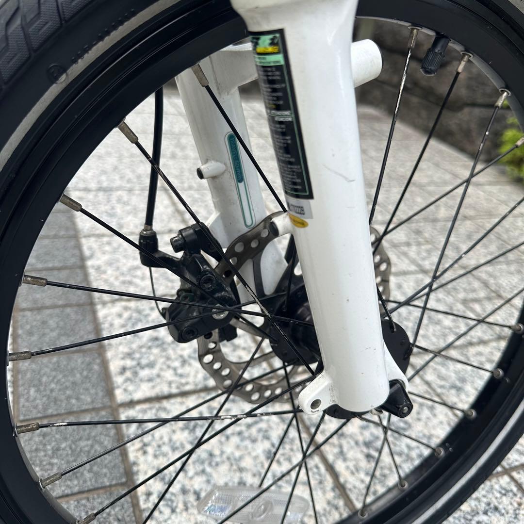 ゴン　ベスビー BESV PSA1 電動アシスト自転車 20インチ 白黒