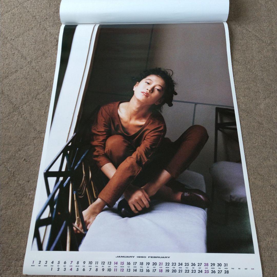 【未開封】中森明菜さん　大型カレンダー 1990