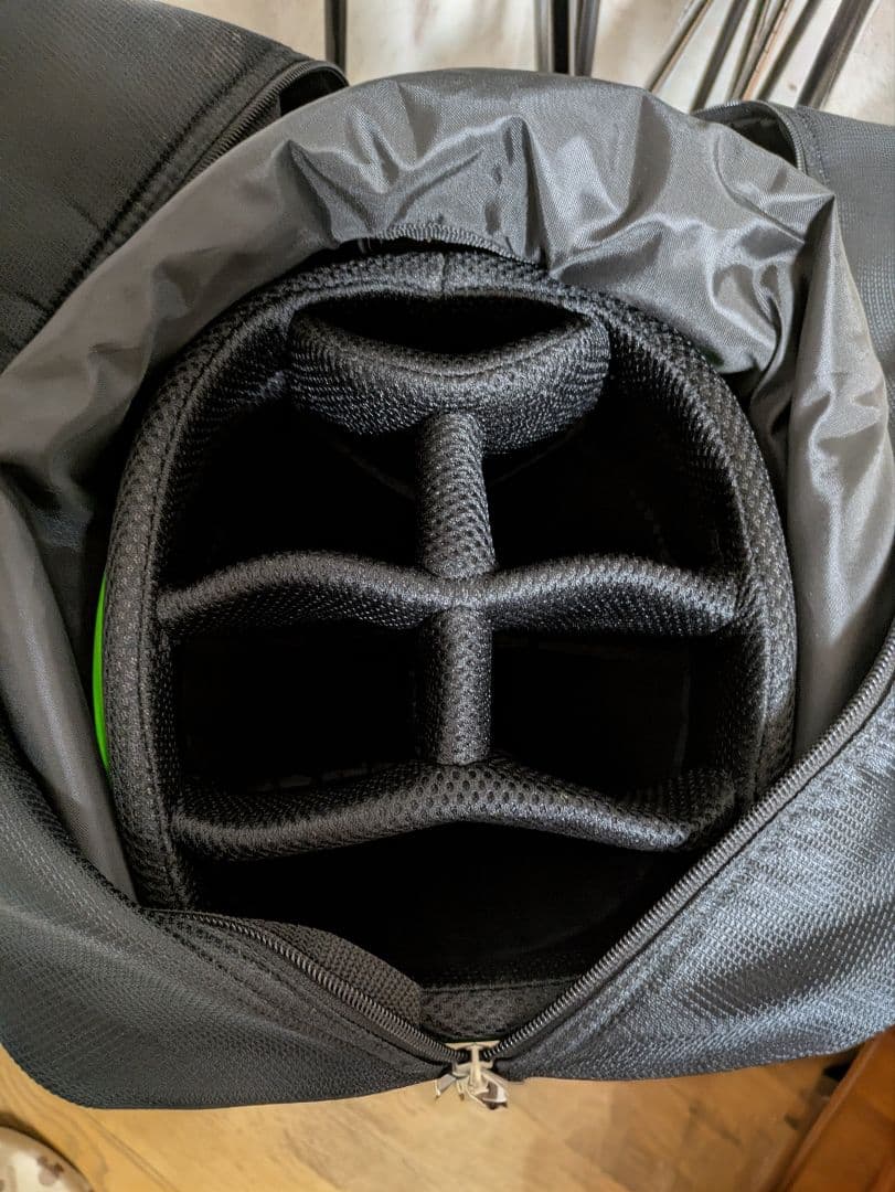 Callaway キャディバッグ 黒と緑