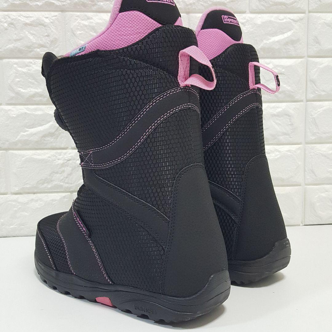 極美品 バートン レディース スノーボードブーツ PEACH BOA 黒 24
