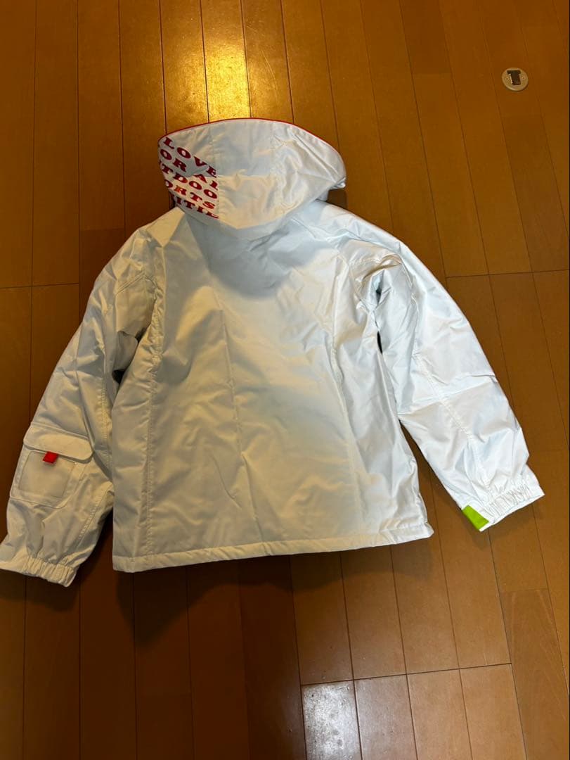 子ども用スキーウェア 上下セット　新品