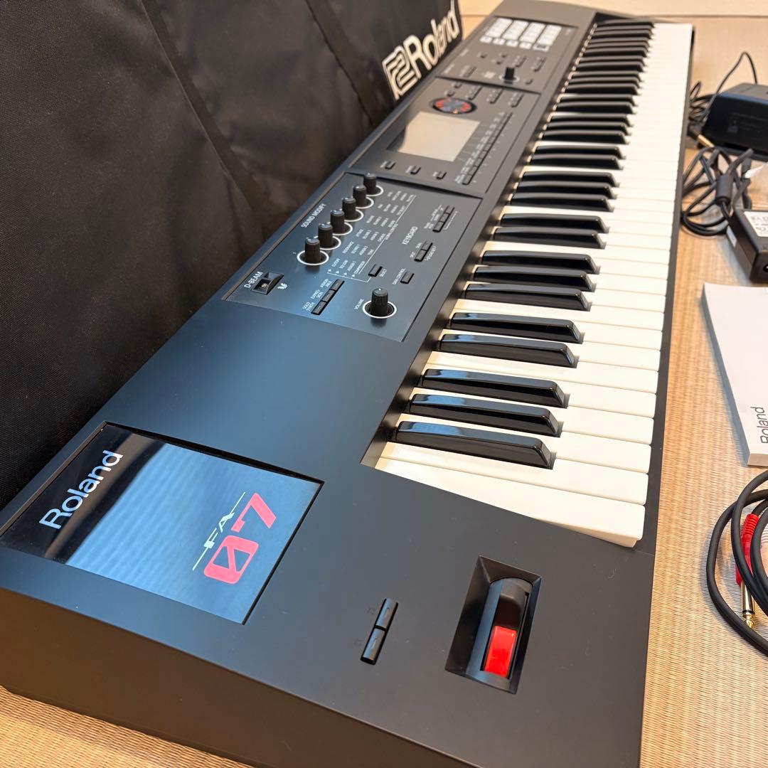 Roland FA-07 キーボード 76鍵盤 シンセサイザー　美品！！
