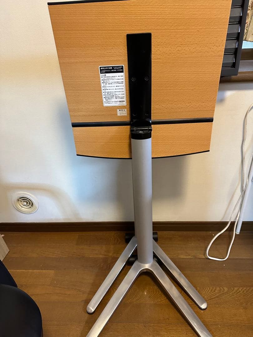 ウィルクハーン　サイドテーブル2個セット