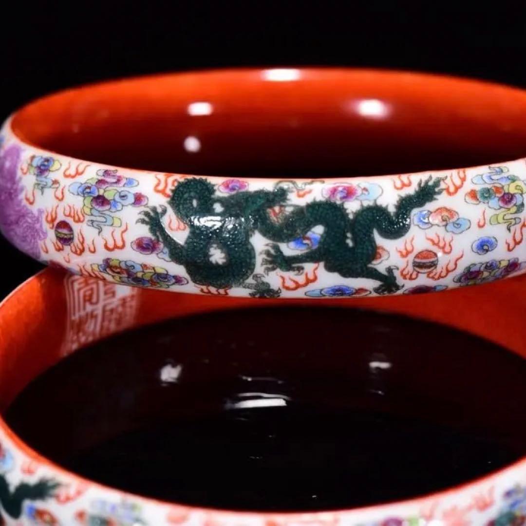 珍品　ブレスレット 美術品 銘の珐琅彩龍紋の腕輪 陶磁器 ファッションバングル