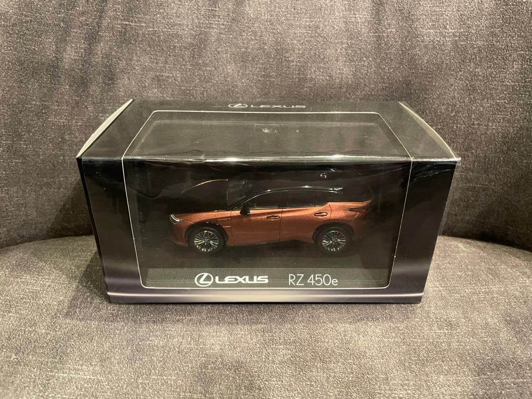 【値下げしました！】LEXUS レクサス　RZ450e ミニカー　1/43