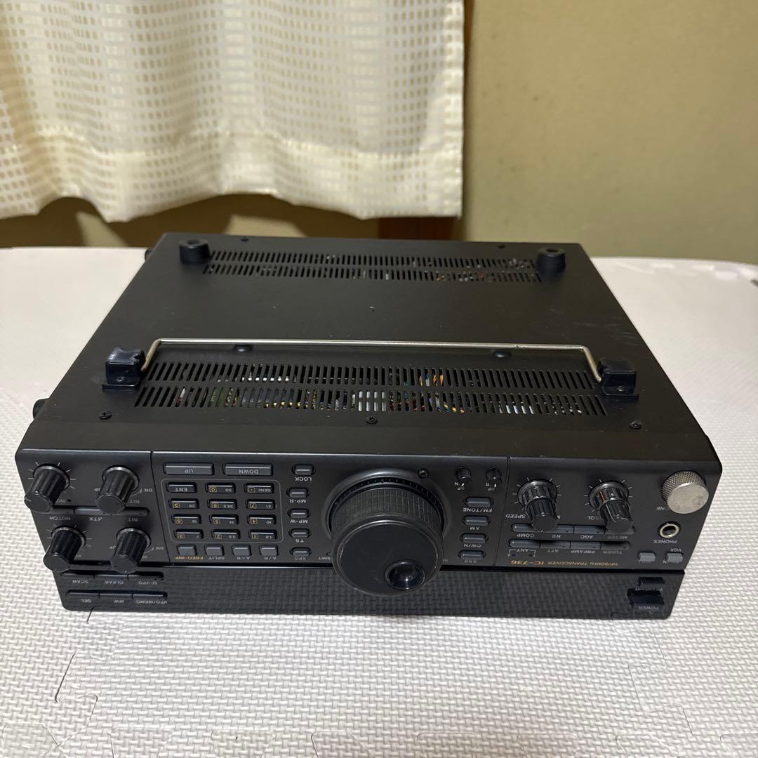 Icom IC-736 トランシーバー