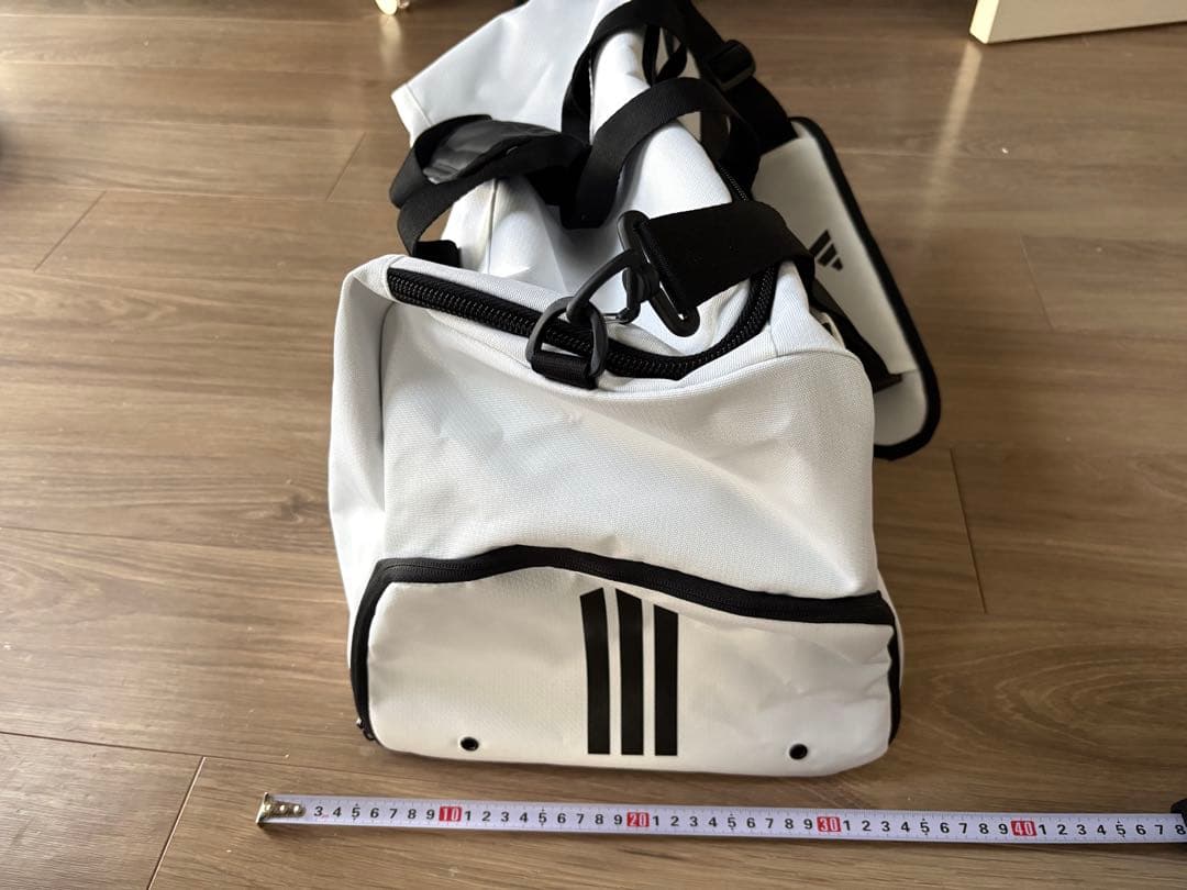 adidas ゴルフバッグ 中型 ホワイト