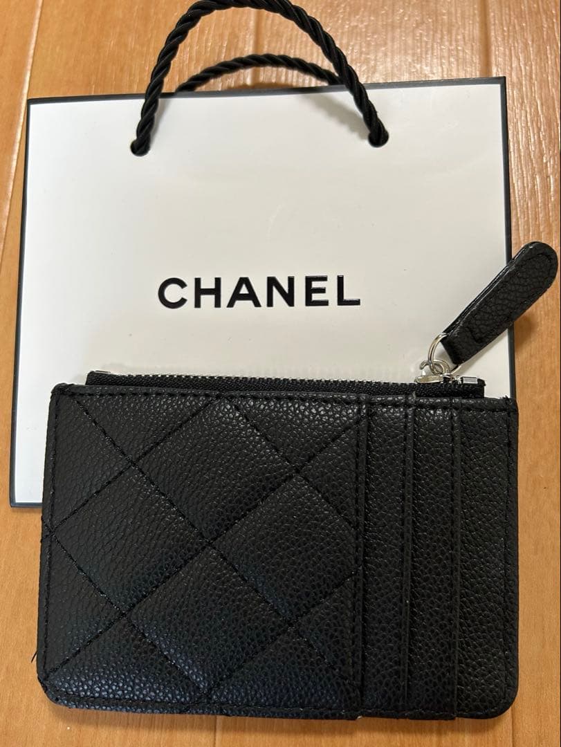 CHANELシャネル　ノベルティ　カードケースケース新品
