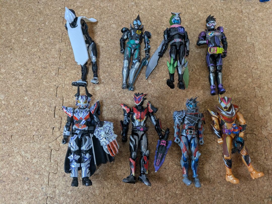 装動　仮面ライダー　ガヴ