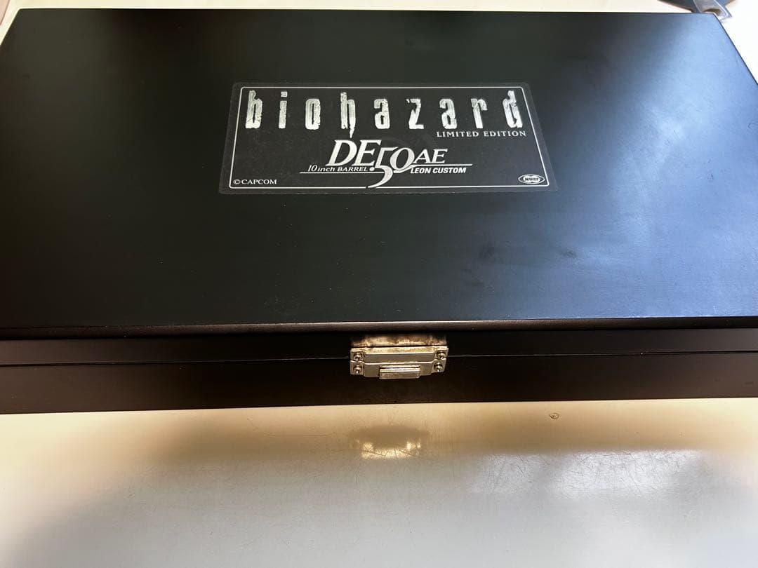 バイオハザード DE50AE レオンカスタム 限定版