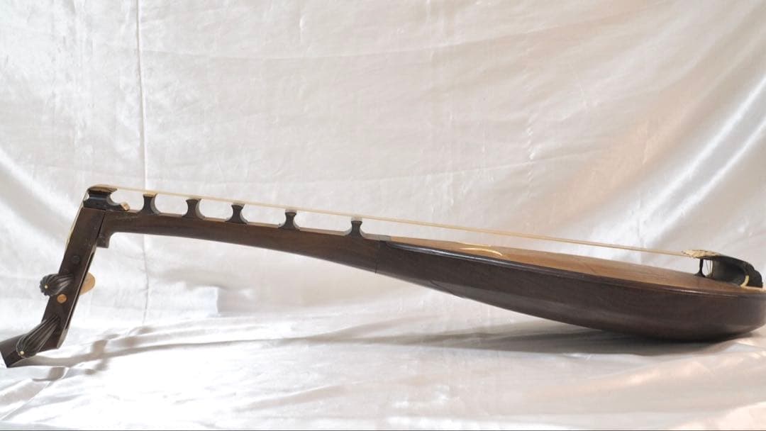 筑前琵琶 四弦 半月細工 和楽器