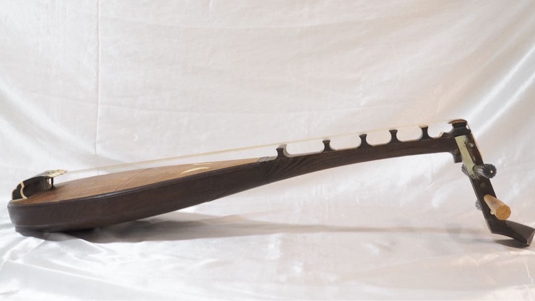 筑前琵琶 四弦 半月細工 和楽器