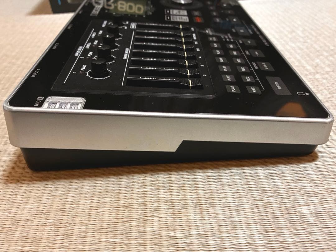 BOSS BR-800 マルチトラックレコーダー　　箱・付属品付き完動品