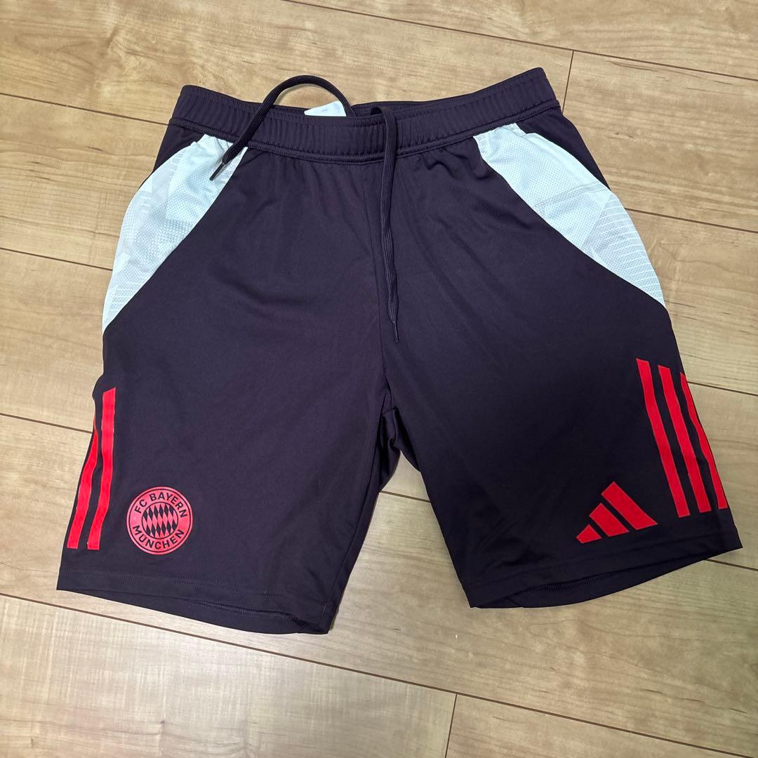 バイエルンadidas F.C. Bayern München セットアップ