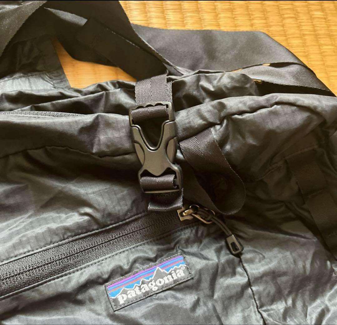 廃盤品　パタゴニア　ライトウェイト　トラベル　ダッフル　黒　旅行　パッカブル