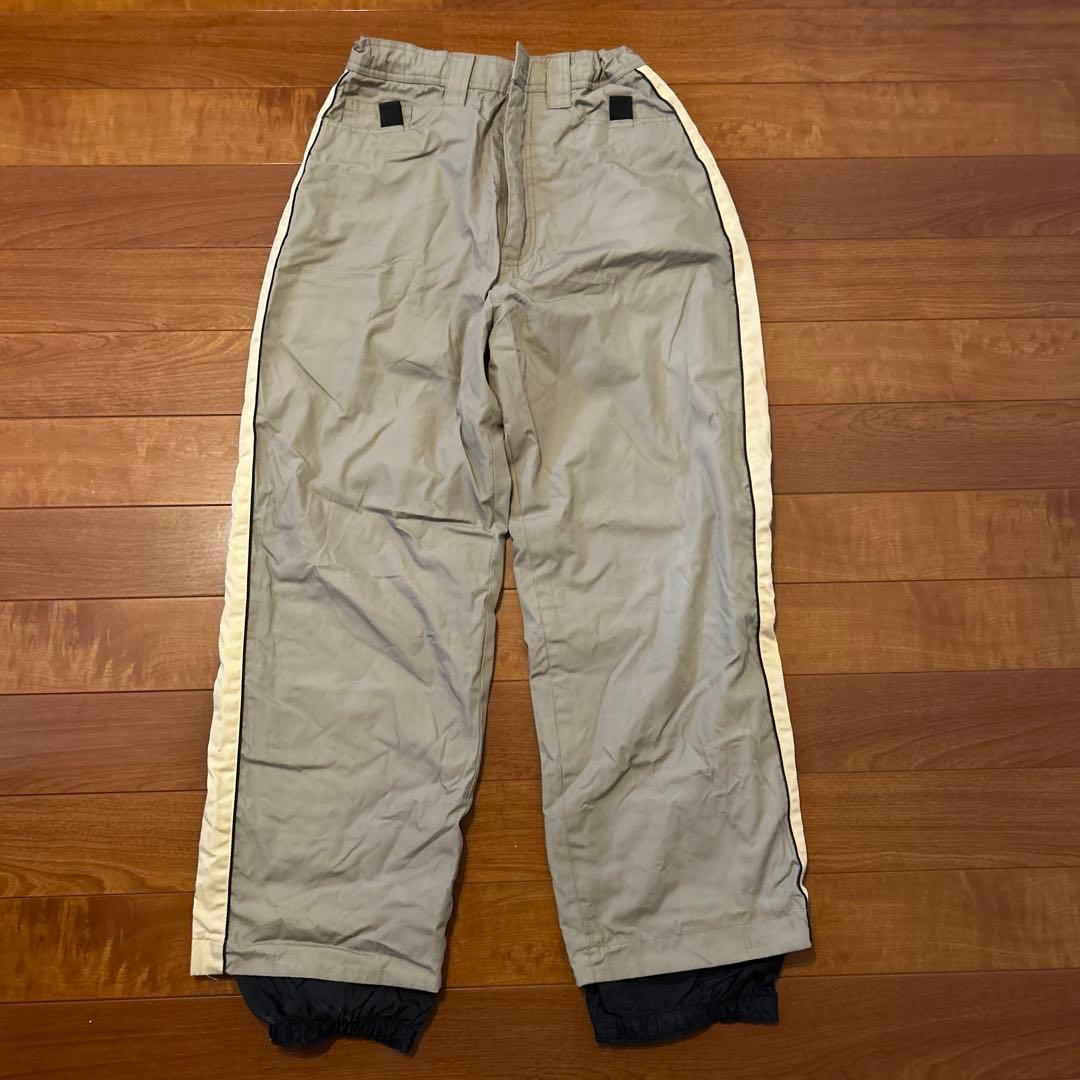 スノーボード　ウェア上下　NIKE SKECHERS バック付き