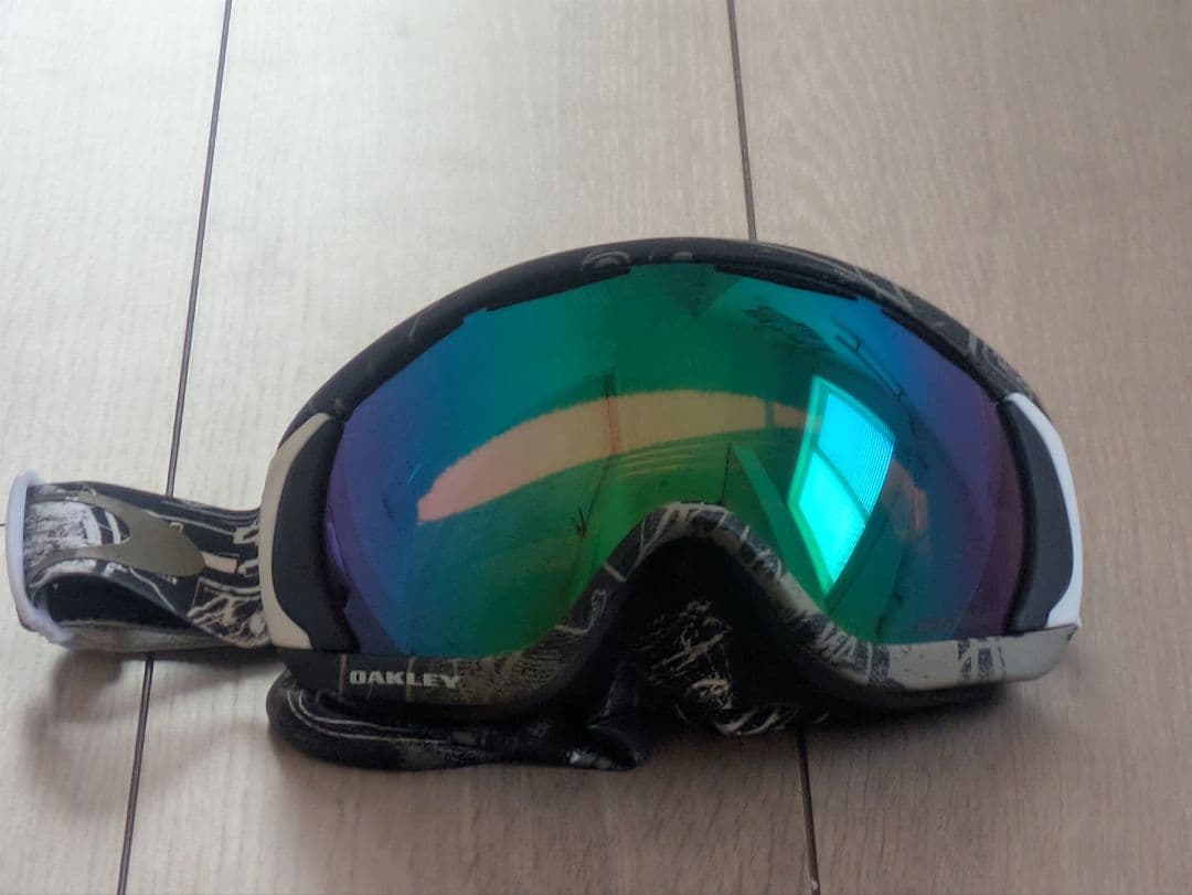 OAKLEY ゴーグル グリーンレンズ