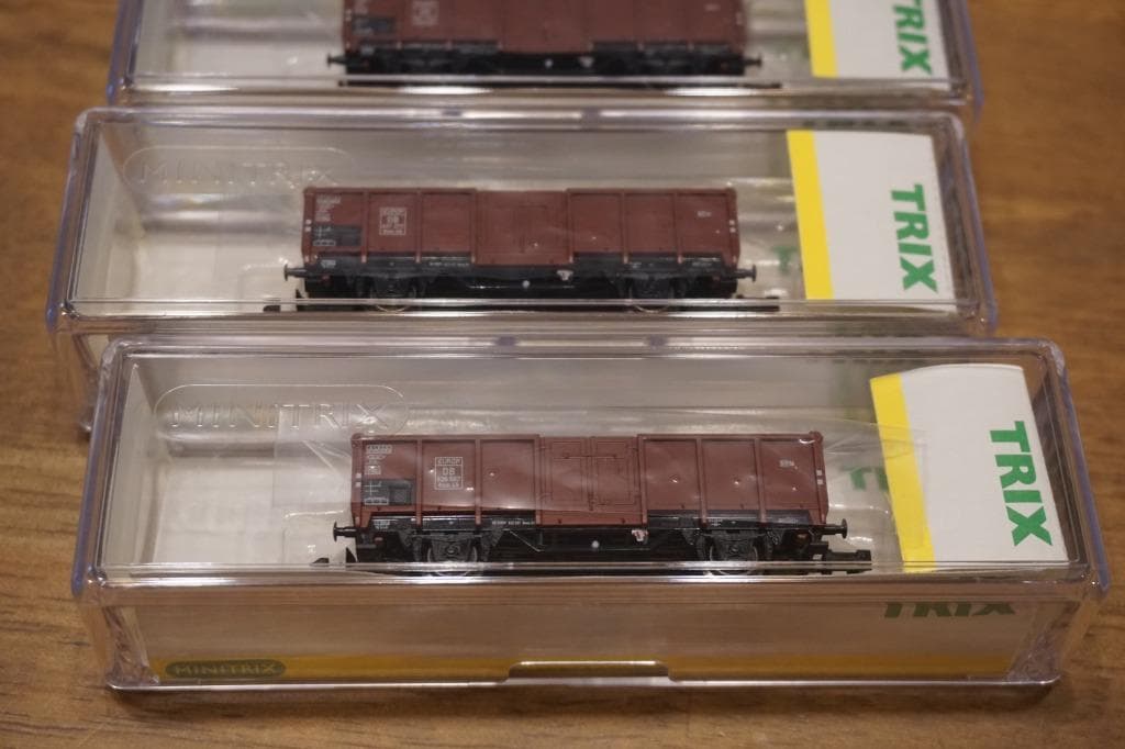 MINITRIX 品番１５１９４ バラシ ＤＢ 無蓋石炭搬送貨車 ４両編成