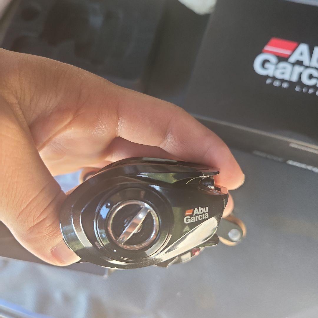 Abu Garcia REVO ベイトリール