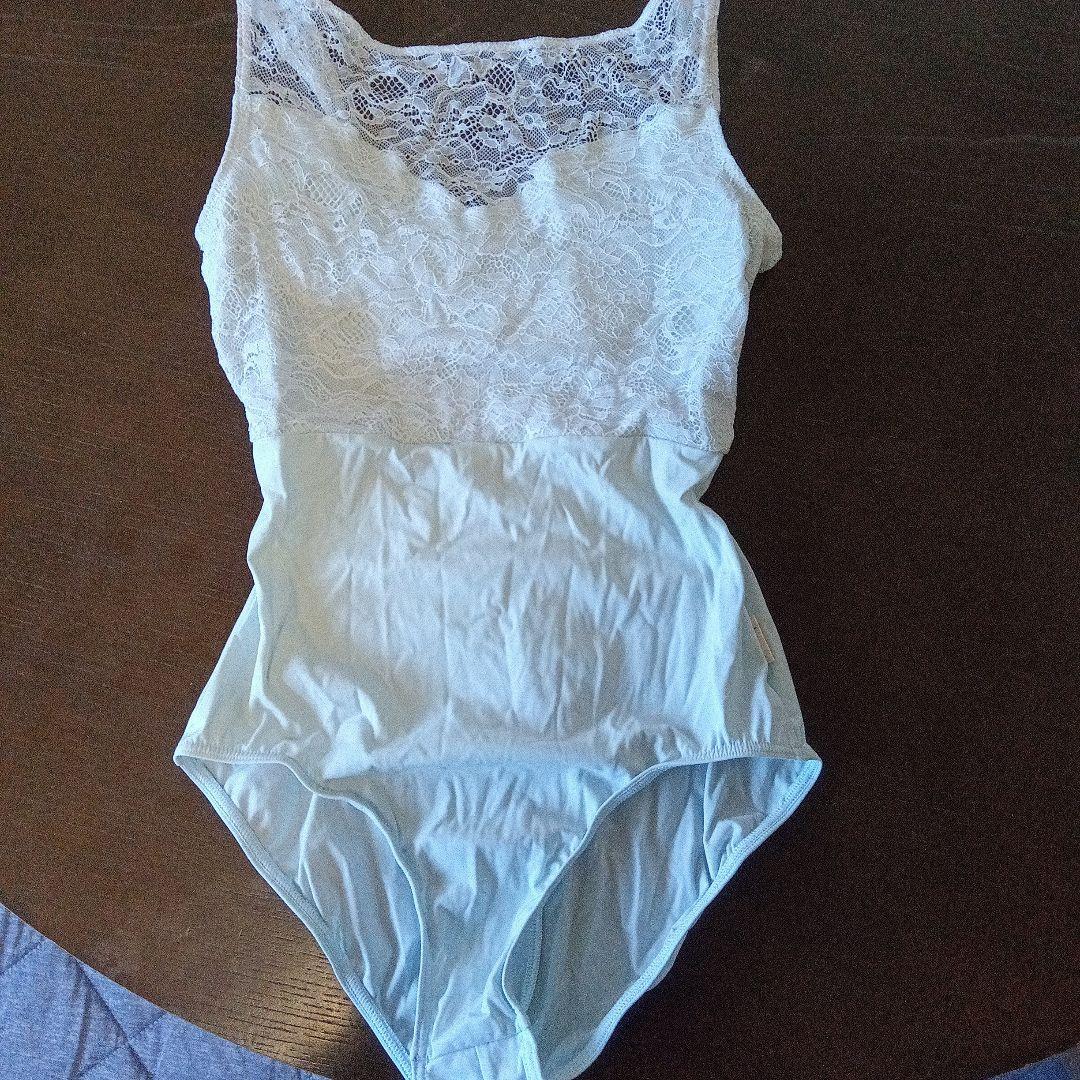 チャコットnelaレオタードM