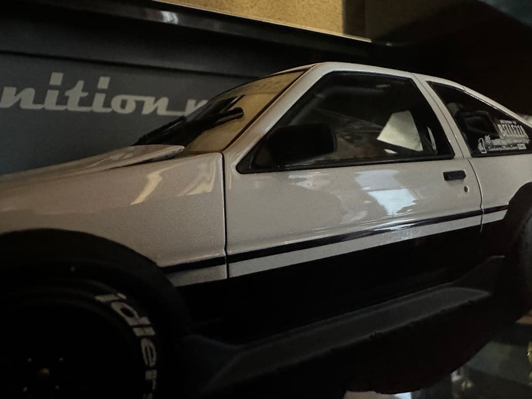 ignition.model 1/18 RWB AE86 エンジン付き