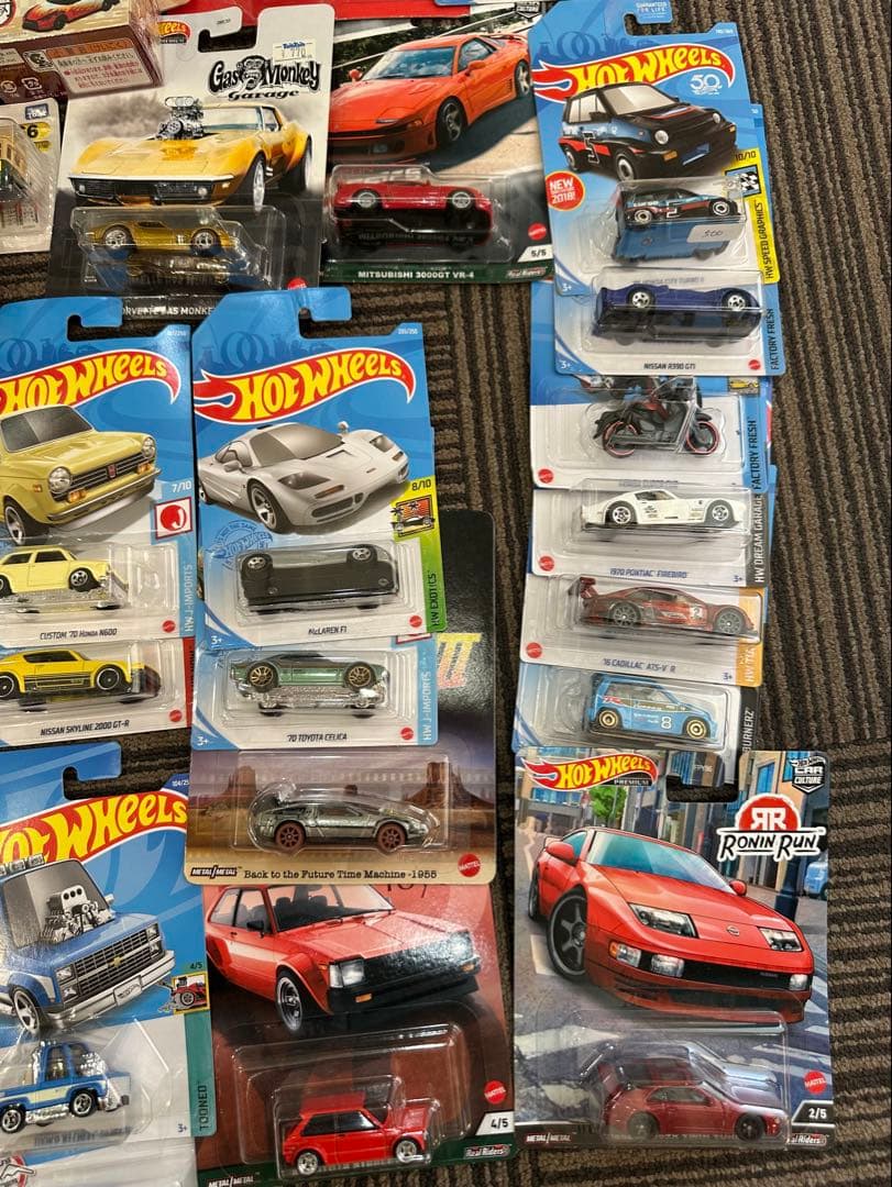 【箱詰め販売】Hot Wheels・トミカ　 ミニカーまとめ 全52点