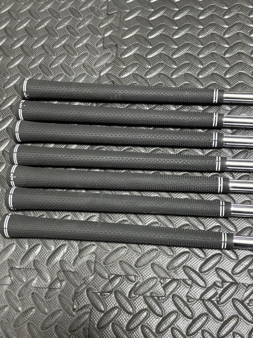 DG MID115 s200 4-p 7本　Dynamic Gold シャフト