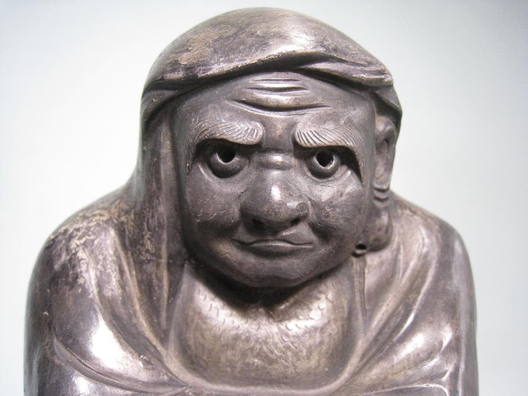 備前焼　　【青備前達磨立像】稀少な青備前