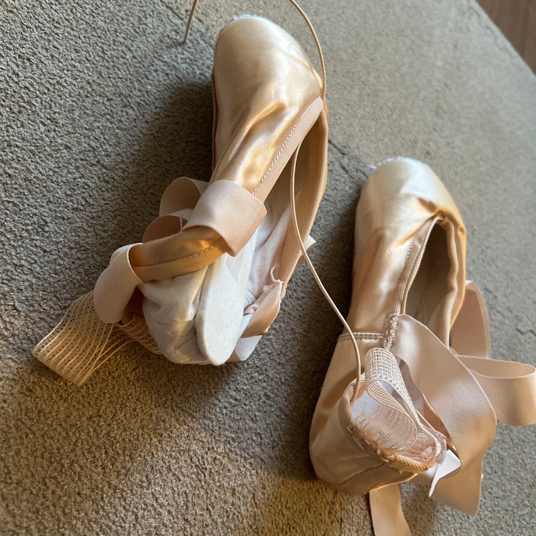 バレエトウシューズ　グリシコマヤ1