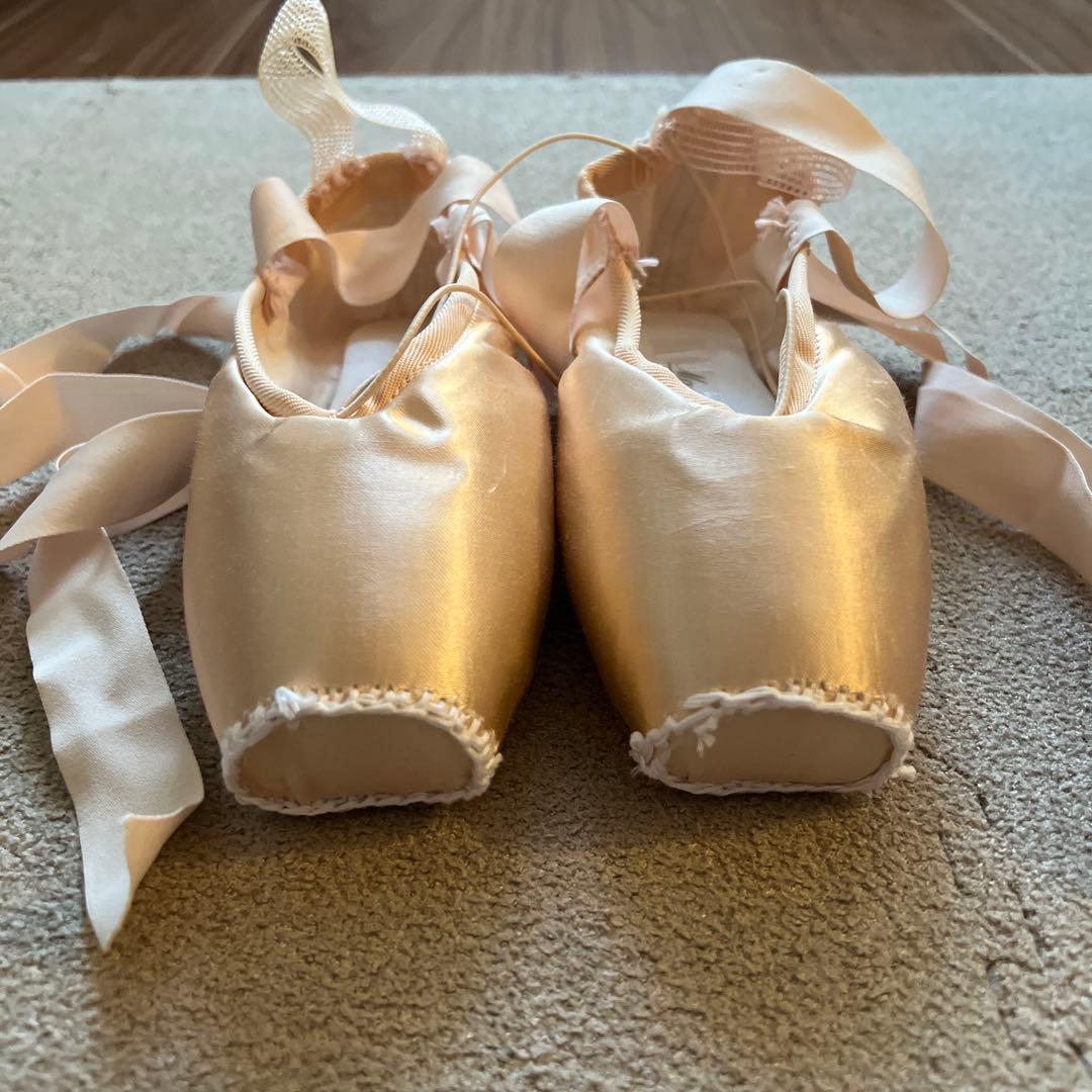 バレエトウシューズ　グリシコマヤ1